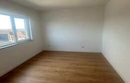 Garsoniera, 30 mp utili ,etaj intermediar, Lisaura 