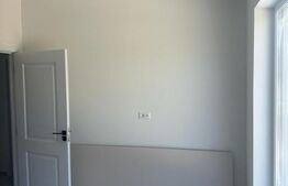 Apartament 3 camere, Ipotesti 