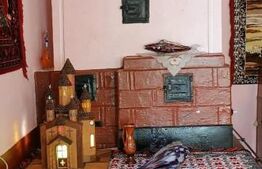 Casa 64mp si anexe in Capu-Codrului