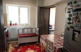 Apartament 3 camere, etaj intermediar, cu parcare, in zona Burdujeni