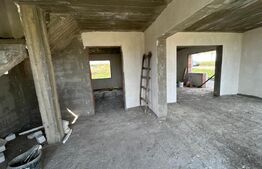 Casa individuala , 152 mp utili, 700 mp teren , Scheia