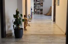 Casa in Scheia aproape de Primarie