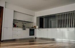 Apartament 5 camere, 200 mp, zona Policlinica