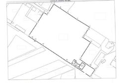 Teren multifunctional, pretabil hala industriala