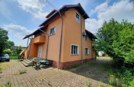 Casa individuala , 7 camere ,490 mp utili si 1200 mp teren zona Itcani