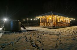 Imobil cu destinatie turistica, Moldovita, 500mp