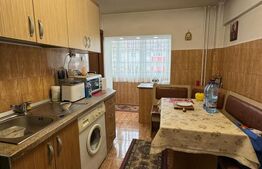 Apartament, 3 camere, 74.5 mp, zona Radauti