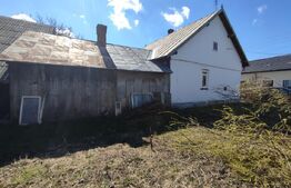 Casa renovabila/demolabila, teren 1250 mp, Radauti