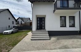 Duplex Lisaura , 82,7 mp utili , 200 mp teren , posibilitate rate!!!