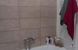 Apartament 3 camere, decomandat, 84 mp, bloc nou, lift, zona Centrală