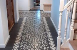 Casă de vacanță cu destinație multiplă, zona Carlibaba, 1km de partie