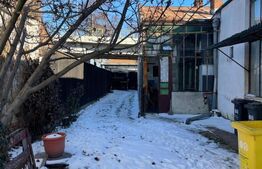 Casa batraneasca renovata, 700mp teren, 250mp casa, zona Itcani