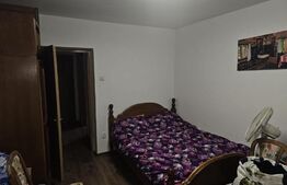 Apartament 3 camere, semidecomandat, zona Centrala