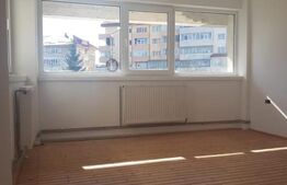 Spatiu comercial, Premium, Renovat Recent, 690 mp, zona Centrală
