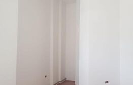 Spatiu comercial, Premium, Renovat Recent, 690 mp, zona Centrală