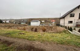 Teren 1000 mp, intravilan zona de case noi, comuna Moara