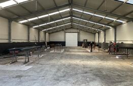 Hala moderna de vanzare, 600 mp, zona Garii, Darmanesti