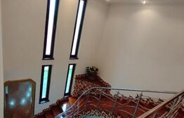 Casa individuala pentru sediu de firma, 380 mp, 1200 teren, zona Ramiro