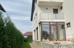 Ocazie! Casă individuală, 3 dormitoare, 375mp, teren plus garaj, zona Burdujeni
