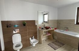 Ocazie! Casă individuală, 3 dormitoare, 375mp, teren plus garaj, zona Burdujeni