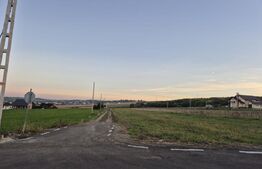 Teren intravilan , 1200 mp , front 29,74 ml , zona în plină dezvoltare Ipotesti 