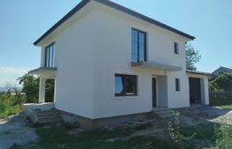 Casa individuala, 600mp curte, 115mp utili, 30 mp garaj, zona Plopeni