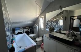 Penthouse ,4 camere , 177 mp , zona centrala ,Radauti