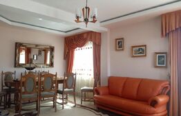 Casa cu 14 camere si teren de 1080 in Moara zona Galeria