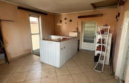 Casa ultracentrala , 200mp, teren 450 mp , Radauti