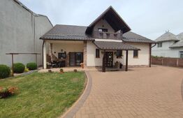 Casa 4 camere, central, Radauti!