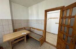 Apartament ultracentral, 2 camere, loc de parcare,  Radauti