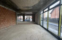 Spatiu comercial de inchiriat, central, Radauti