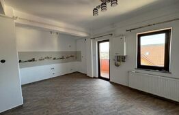 Apartament 3 camere, 100mp, situat pe 2 niveluri, zona Radauti