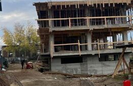 Apartament 3 camere, ansamblu nou, Radauti