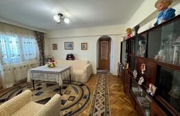 Apartament 3 camere, 61mp, Siret