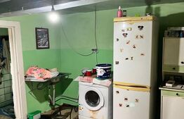 Casa individuala + Teren 4600 mp- Siret