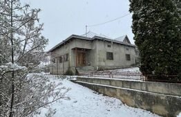 Casă individuală, 188 mp utili, teren 700 mp, în Fălticeni