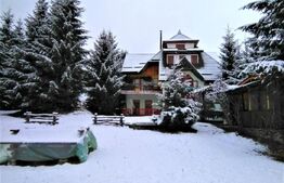 Cabana Poiana Stampei + 3 căsuțe A frame + 6060 mp teren intravilan + extravilan