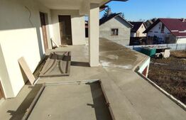 Casa individuala semifinisata, 2000mp teren, zona centrala Radauti