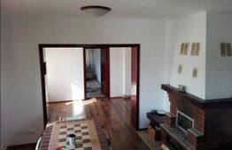 Case de vacanta, 4858 mp teren, Poiana Stampei