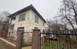 Casa demolabila, teren 2100mp , potential de dezvoltare! Radauti