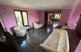 Casa , 330 mp si 1300mp teren, zona Plopeni