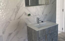 Casa 3 camere, 611mp, Vama