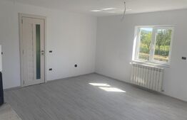Casa 3 camere, 611mp, Vama