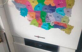 Apartament 3 camere parter,55mp, zona ultracentrala, oras Siret