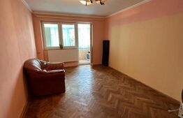 Apartament 3 camere, 70 mp, etaj 1, zona Hurmuzachi ,Radauti