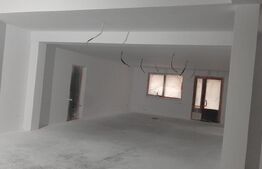 Oportunitate! Cladire cu destinatii multiple, 221 mp, zona Obcini