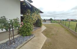 Casa 5 camere, zona linistita, 3200 mp teren!