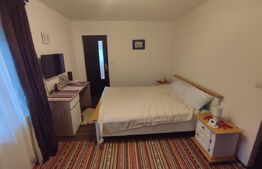 Casa de vacanta si anexe in  Stulpicani