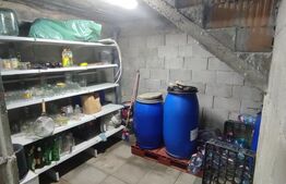 Casa de vacanta si anexe in  Stulpicani